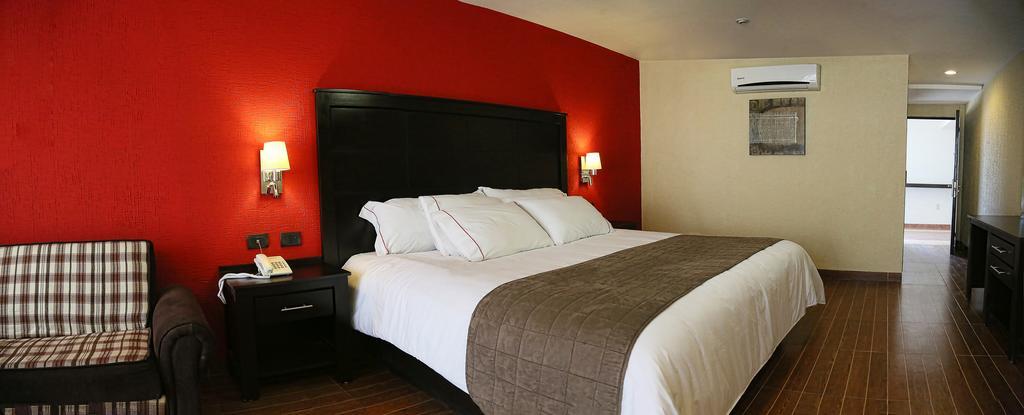 Hotel Victoria Inn 산후안델리오 외부 사진